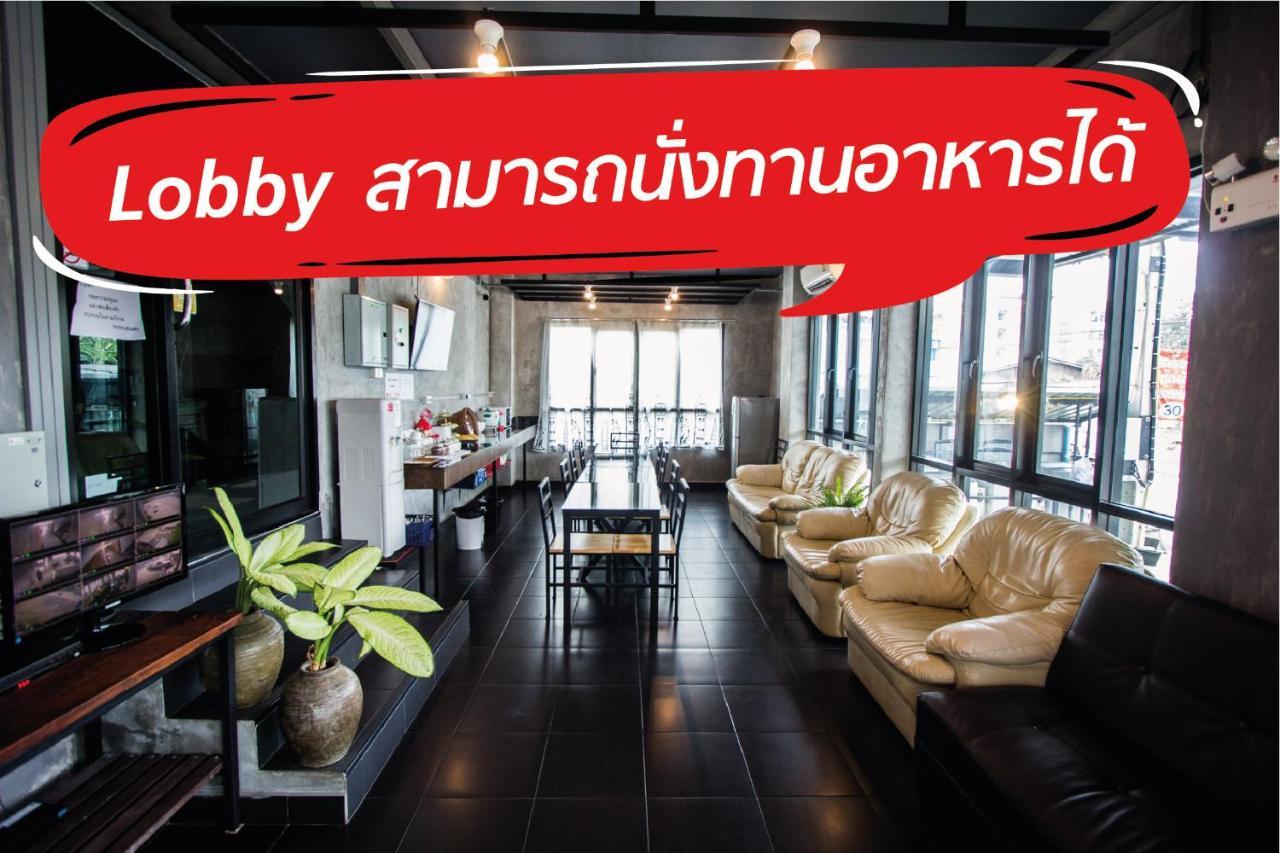 The Sky Loft Hotel Pathum Thani Esterno foto